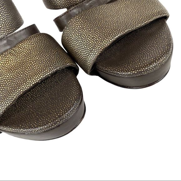 COLE HAAN / NIKE AIR Gold Leather Slide Sandals -7 - Picture 14 of 15